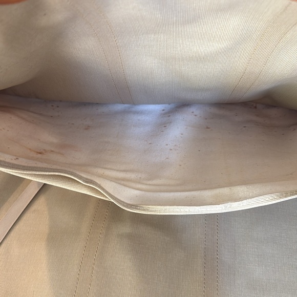 Louis Vuitton Brown Monogram Travel Bag - Picture 4 of 9